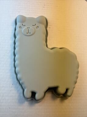 Llama Silicone Food Mold Bake Candy Snack Animal Unisex Kid Treat Mold New